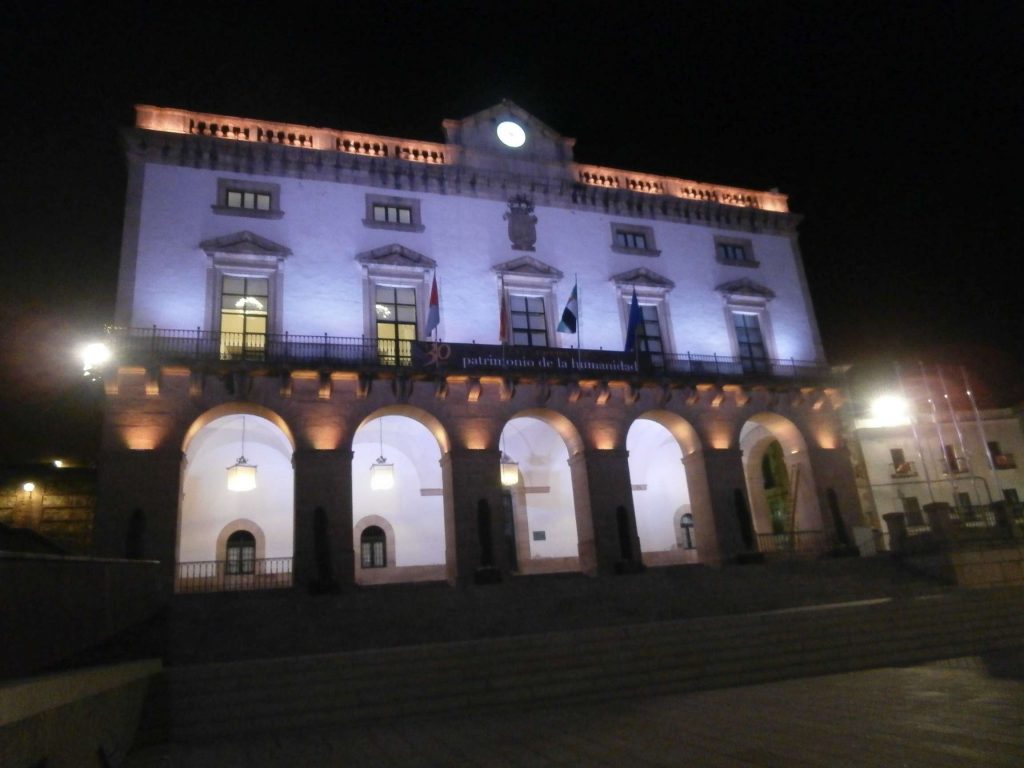 Ayuntamiento de Cáceres ecuatro Ingeniería y Control Ayuntamiento de Cáceres ecuatro Ingeniería y Control